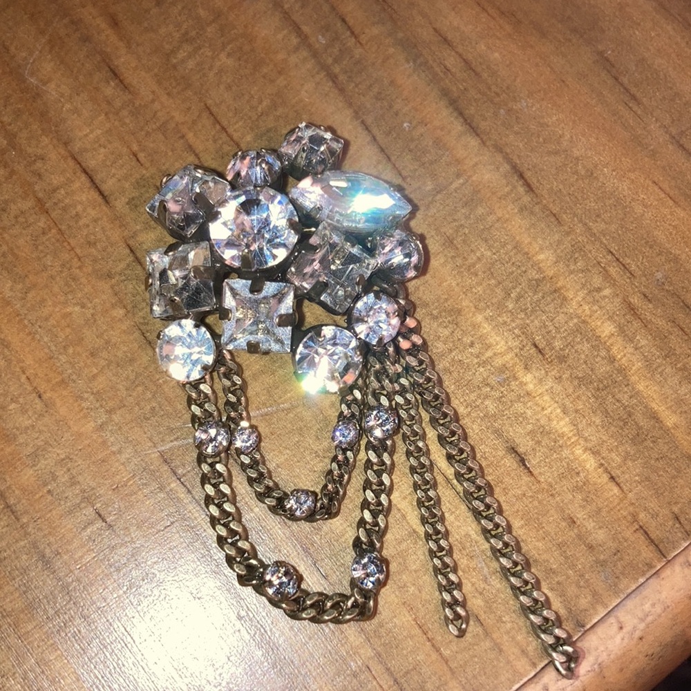 RARE FIND  Banana republic Vintage crystal brooch